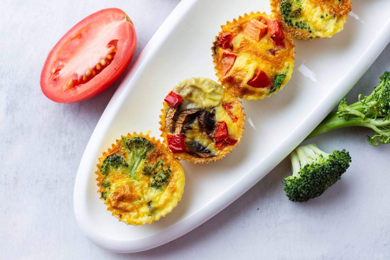 air-fryer-breakfast-egg-muffins-in-3-ways-chili-in-a-pod